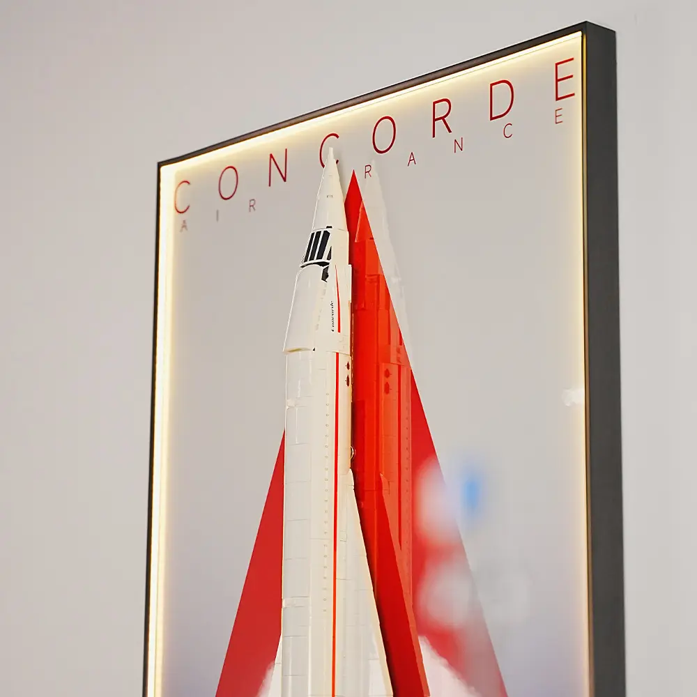 LEGO Display Wall Mount Frame for Concorde (10318) - Image 7