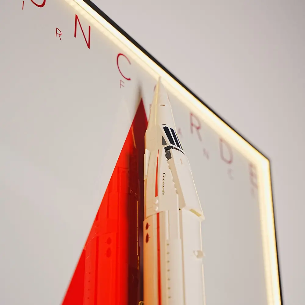 LEGO Display Wall Mount Frame for Concorde (10318) - Image 8