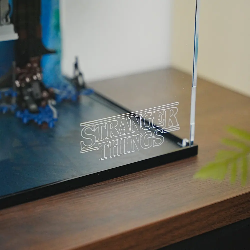 LEGO Display Case for The Upside Down (75810) - Image 7